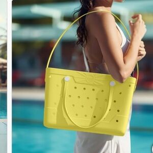 Thirth Sense Beachcomber bag, nwt